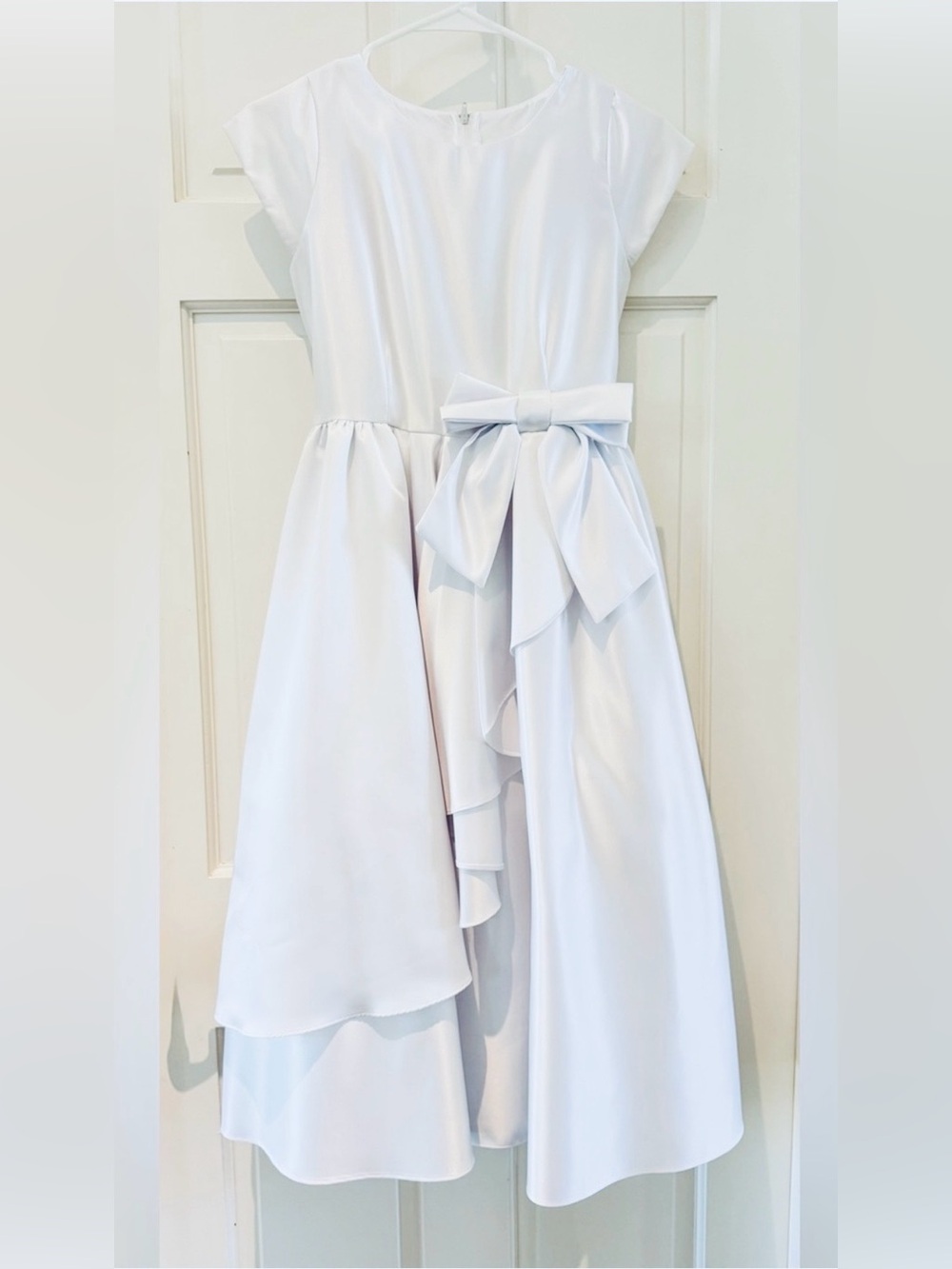 Girls White Satin Communion Flower Girl Dress Tiered Ruffle Bow Formal  Sz 10/12